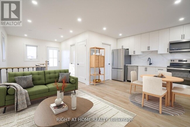 property at 809 Helen Crescent