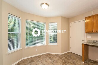565 Lake Joyce Ln in Fairburn, GA - Building Photo - Building Photo