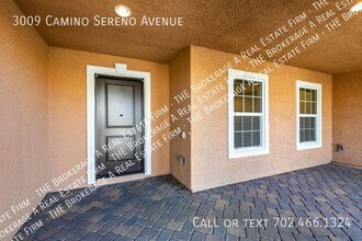 3009 Camino Sereno Ave in Henderson, NV - Building Photo - Building Photo