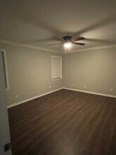 851 Vestavia Villa Ct, Unit B in Vestavia, AL - Foto de edificio - Building Photo