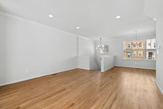 257 Redpoll Alley in Clarksburg, MD - Building Photo - Building Photo