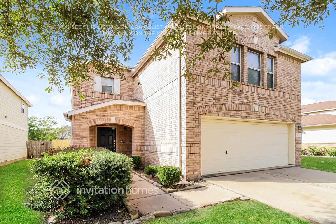 7803 Cypress Edge Dr in Cypress, TX - Building Photo