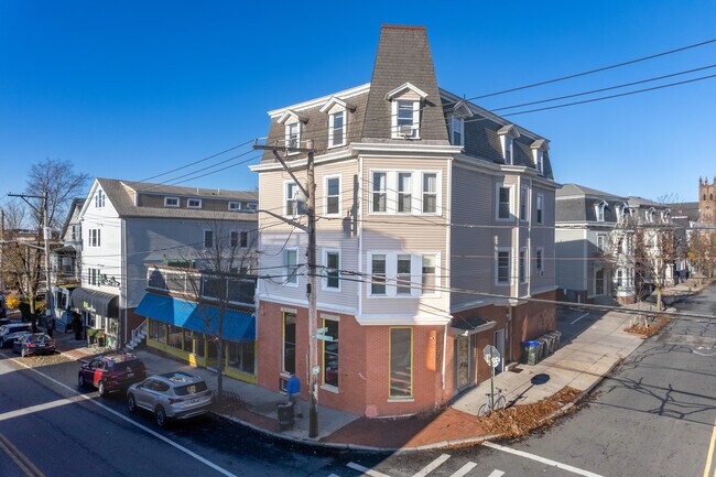 388-394 Wickenden St