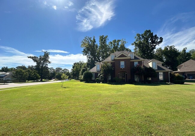 10135 Ridgewood Oak Dr in Lakeland, TN - Building Photo - Building Photo