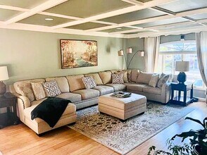 18 Adele Rd in West Nyack, NY - Building Photo - Building Photo