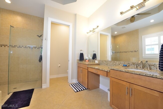 property at 3951 Otter Bend Cir