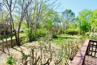 3076 Igou Crossing Dr in Chattanooga, TN - Building Photo - Building Photo