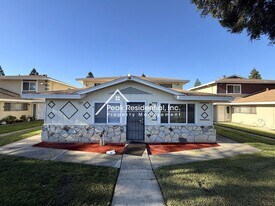 7368 Franklin Blvd in Sacramento, CA - Building Photo