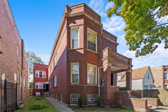 5926 S Elizabeth St-Unit -2F in Chicago, IL - Building Photo - Building Photo