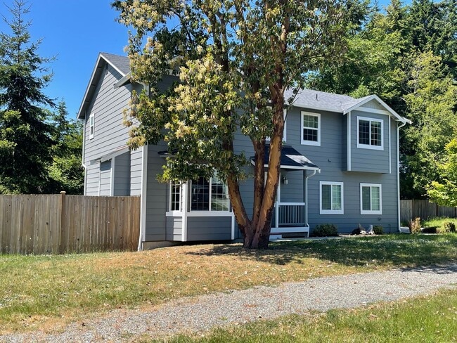 property at 102 NE Albion St