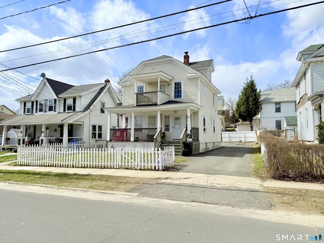 property at 31 Beecher Ave