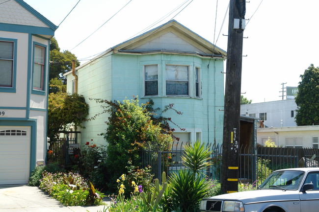 1911 10th St in Berkeley, CA - Building Photo - Building Photo