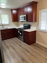 496-498 Westlake Dr in San Jose, CA - Building Photo - Building Photo