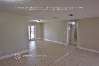 1411 SW 139th Ave in Miami, FL - Building Photo - Building Photo