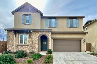 4138 Hydo Lk Wy in Sacramento, CA - Building Photo