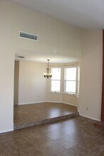 3505 Huachuca Way in Bakersfield, CA - Building Photo - Building Photo