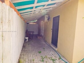 4636 Holt Rd in West Palm Beach, FL - Building Photo - Building Photo