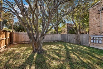 5604 Woodrow Ave in Austin, TX - Building Photo - Building Photo