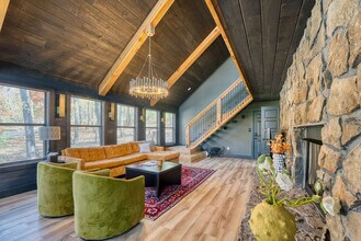 1780 N Walnut Ave in Fayetteville, AR - Building Photo - Building Photo