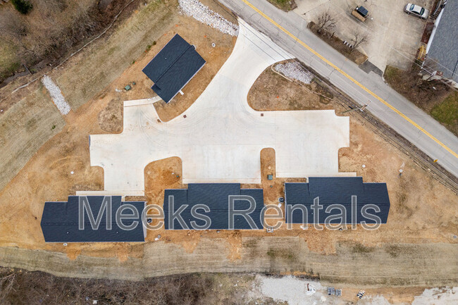 25 Cottage Ln in Hurricane, WV - Building Photo - Building Photo