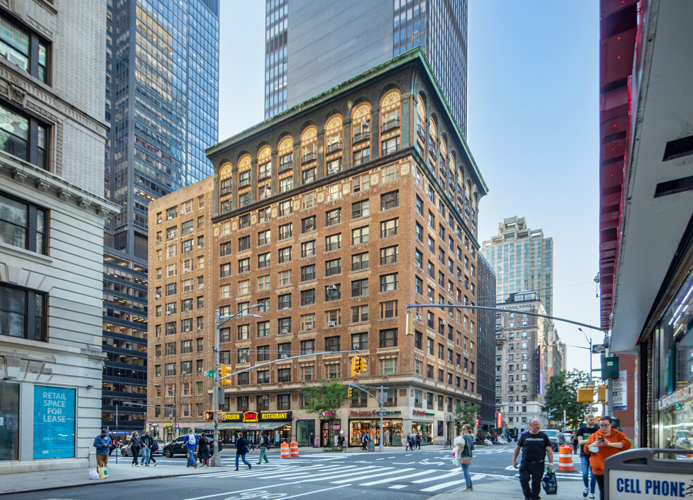 The Adlon in New York, NY - Foto de edificio