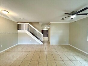 3036 SE 15th Ave in Homestead, FL - Building Photo - Building Photo