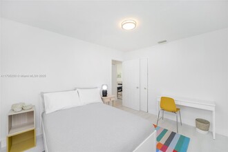 6210 SW 59th Pl, Unit 6210 in South Miami, FL - Foto de edificio - Building Photo