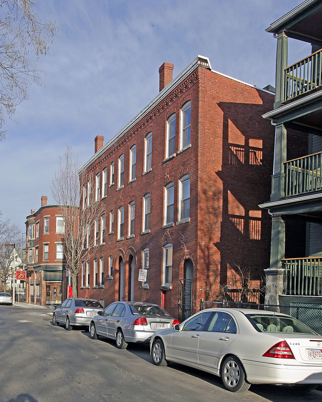 84-86 Savin Hill Ave in Boston, MA - Foto de edificio - Building Photo