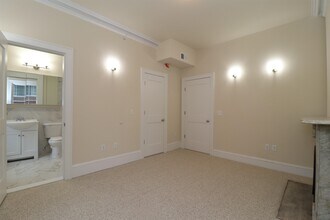 58 8th St in Hoboken, NJ - Building Photo - Building Photo