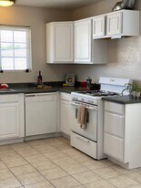 213 N Hayes St, Unit 3 in Tehachapi, CA - Building Photo