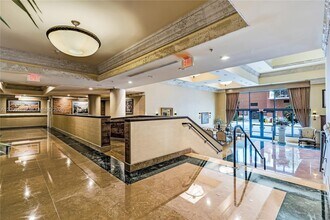 8395 SW 73rd Ave in Miami, FL - Building Photo - Building Photo
