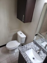 1417 S Flag St, Unit Apt 4 in Pharr, TX - Building Photo - Building Photo