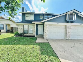 1002 Ridgemont St in Round Rock, TX - Building Photo - Building Photo