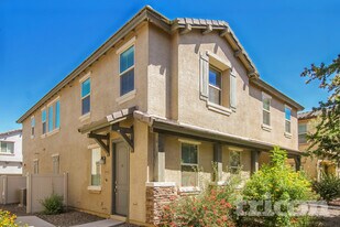 12583 W Gentle Rain Rd in Peoria, AZ - Building Photo