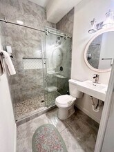 2310 33rd St in Galveston, TX - Building Photo - Building Photo