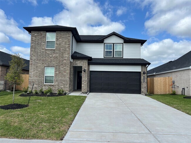 property at 4906 Arvida Ln