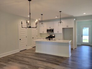 3901 Harkers Way in New Bern, NC - Building Photo - Building Photo