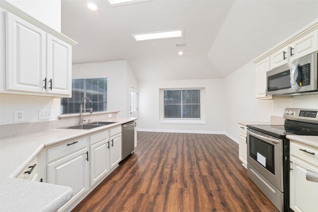 7035 Shasta Square