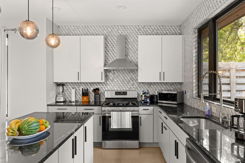 3610 Thompson St in Austin, TX - Building Photo