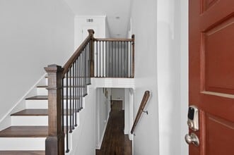 1744 Woodcliff Pl NE in Atlanta, GA - Building Photo - Building Photo