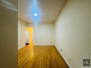 East 91st Street in New York, NY - Building Photo - Building Photo