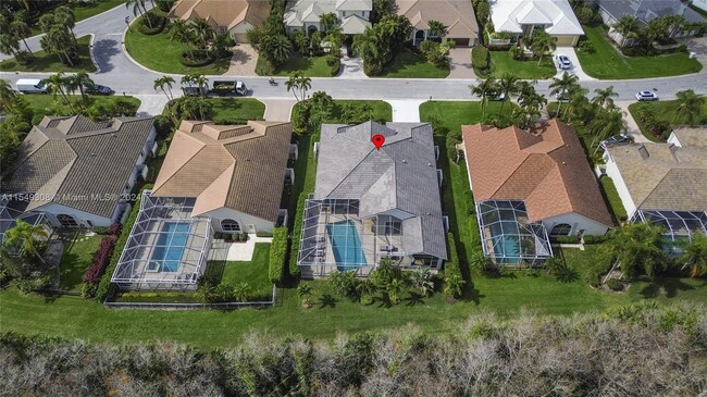 20 Windward Isle in Palm Beach Gardens, FL - Building Photo - Building Photo