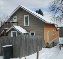 301 Coddington Rd in Ithaca, NY - Building Photo