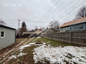 916 S 1st Ave in Sioux Falls, SD - Building Photo - Building Photo