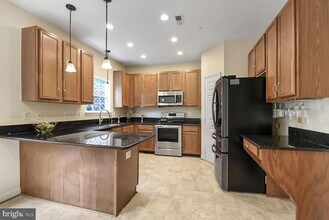 6134 Pine Crest Ln in Frederick, MD - Building Photo - Building Photo
