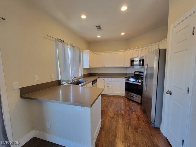 1153 Country Shadows Way in Las Vegas, NV - Building Photo - Building Photo