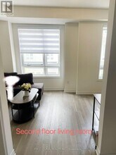 6 Massachusetts Ln in Markham, ON - Building Photo - Building Photo