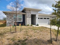 14317 Macquarie Dr in Pflugerville, TX - Foto de edificio - Building Photo