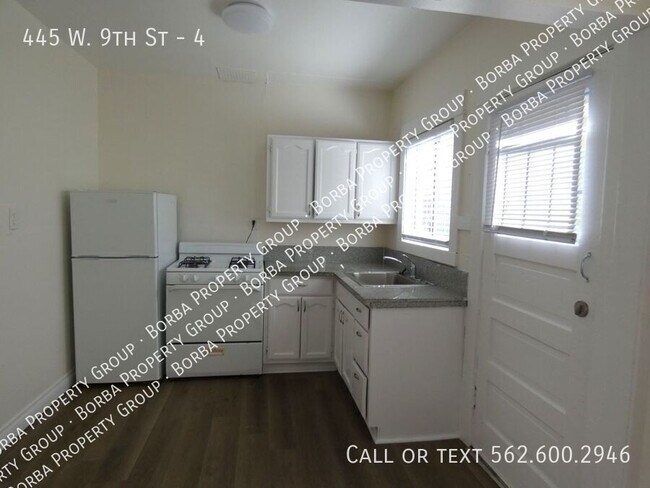 445 W 9th St in Long Beach, CA - Foto de edificio - Building Photo