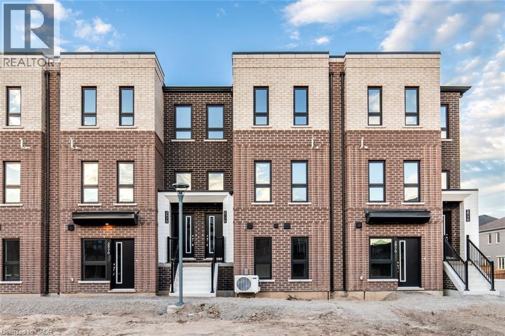 70 Kenesky Dr in Hamilton, ON - Building Photo